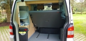                         Sprzedam kampera VW California Comfortline Hochdach - zdjęcie 10
                        