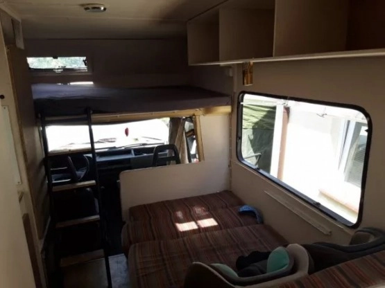                         Camper ford transit 1993 - zdjęcie 10
                        