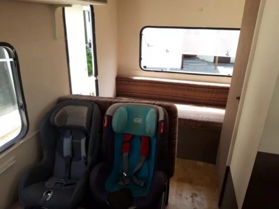                         Camper ford transit 1993 - zdjęcie 8
                        