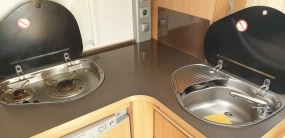                         Adria Adora 462PU 2010r.  bogato wyposażona - zdjęcie 9
                        