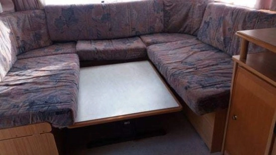                         DETHLEFFS RG5 Przestronna! Zarejestrowana! 4-5 osób z WC! Przedsionek - zdjęcie 5
                        