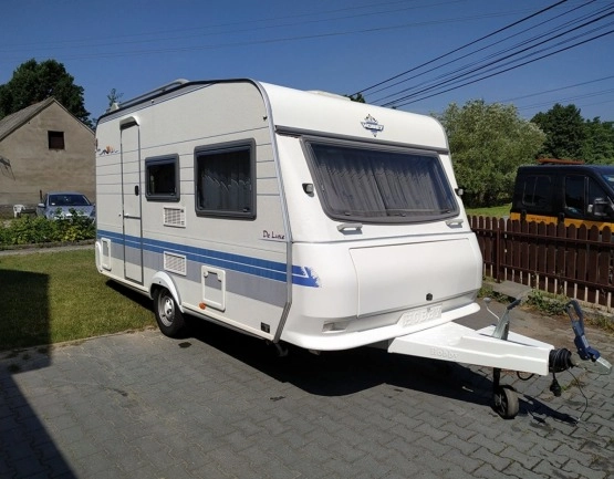                         Hobby De Luxe 2002 rok, przyczepa kempingowa, ciepła woda - zdjęcie 1
                        