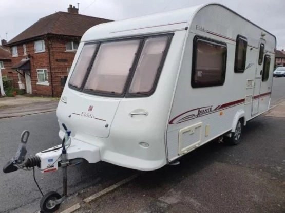                         Przyczepa kempingowa Elddis Avante 505 - zdjęcie 1
                        