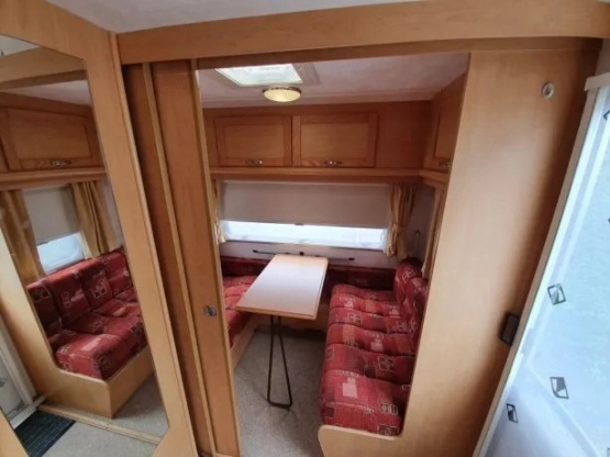                         Przyczepa kempingowa Elddis Avante 505 - zdjęcie 7
                        