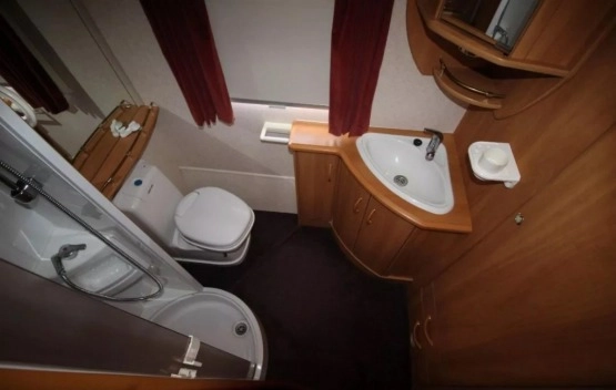                         Swift Przyczepa Kempingowa 2002 rok - zdjęcie 14
                        