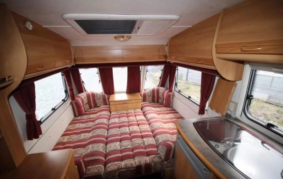                         Swift Przyczepa Kempingowa 2002 rok - zdjęcie 17
                        