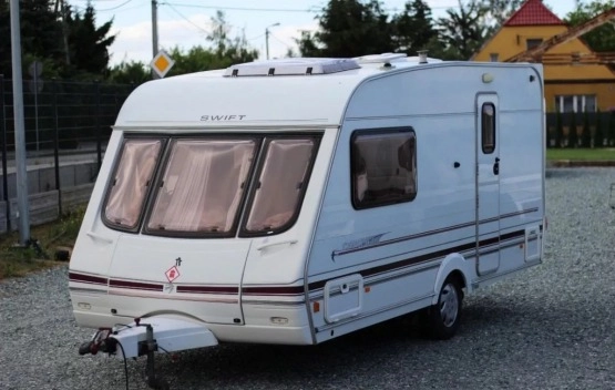                         Swift Przyczepa Kempingowa 2002 rok - zdjęcie 1
                        