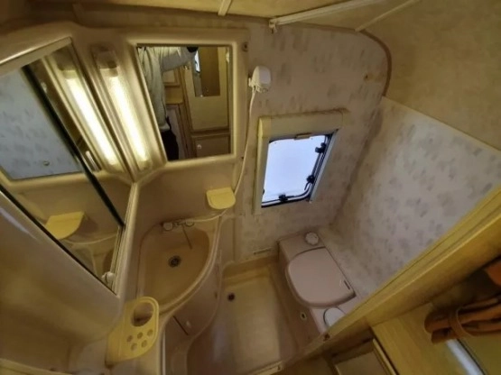                         Przyczepa kempingowa Lunar 475-2 Clubman  - zdjęcie 6
                        