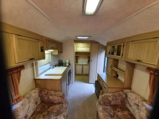                         Przyczepa kempingowa Lunar 475-2 Clubman  - zdjęcie 7
                        