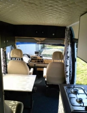                         1996 rok, Mercedes-Benz Sprinter kamper, bus, mocny diesel 2.9, 122 km - zdjęcie 6
                        