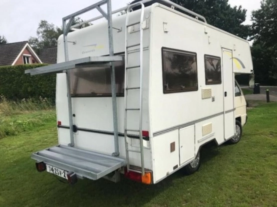                        Kamper Camper Mitsubishi Concorde 2.5 diesel - zdjęcie 6
                        