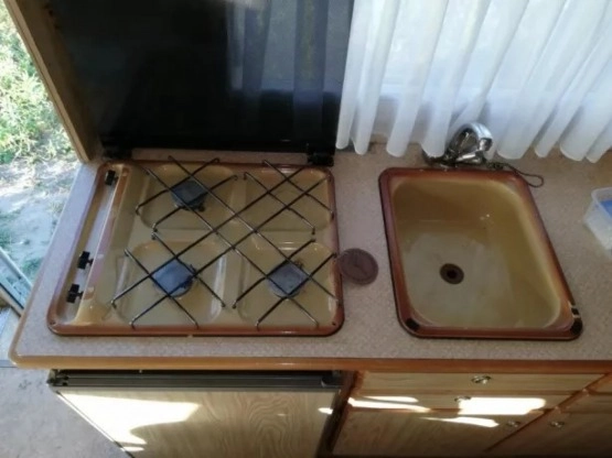                         Kamper Fiat Ducato 1992 r., 2,5 TD, 95 KM - zdjęcie 4
                        