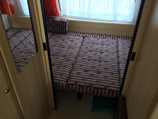                         Sprzedam Przyczepę Kempingową Burstner  - zdjęcie 10
                        