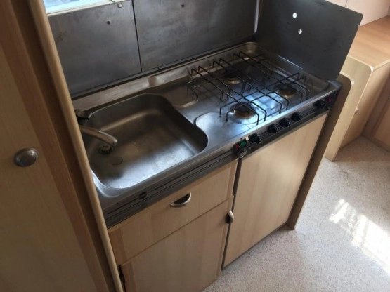                         Sprzedam Przyczepę Kempingową Burstner  - zdjęcie 11
                        