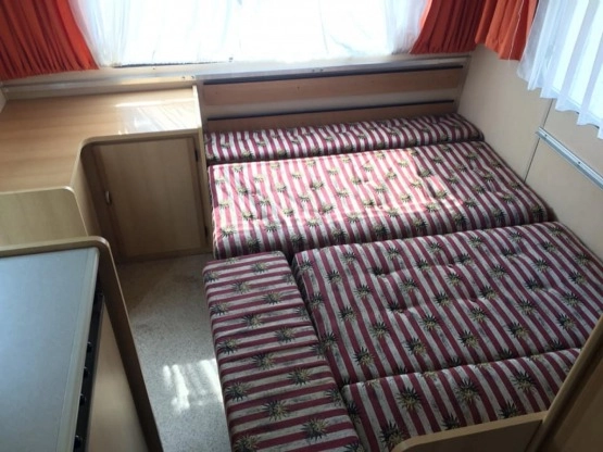                         Sprzedam Przyczepę Kempingową Burstner  - zdjęcie 2
                        