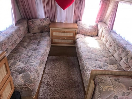                         Przyczepa kempingowa Herald Emblem 4-5 osobowa, 2001 r., DMC 1340 - zdjęcie 11
                        