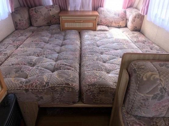                         Przyczepa kempingowa Herald Emblem 4-5 osobowa, 2001 r., DMC 1340 - zdjęcie 15
                        