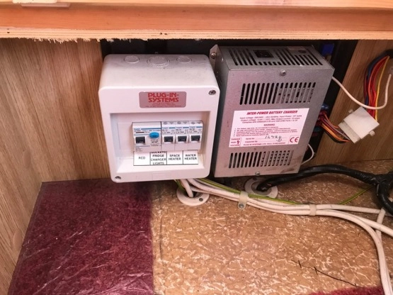                         Przyczepa kempingowa Herald Emblem 4-5 osobowa, 2001 r., DMC 1340 - zdjęcie 16
                        