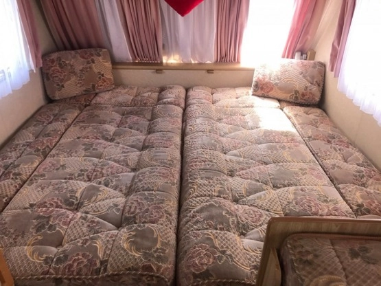                         Przyczepa kempingowa Herald Emblem 4-5 osobowa, 2001 r., DMC 1340 - zdjęcie 18
                        