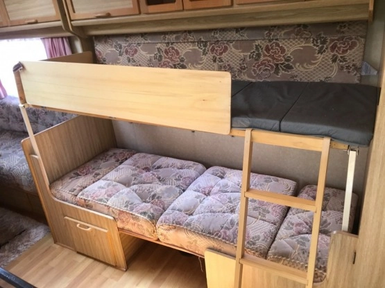                         Przyczepa kempingowa Herald Emblem 4-5 osobowa, 2001 r., DMC 1340 - zdjęcie 3
                        