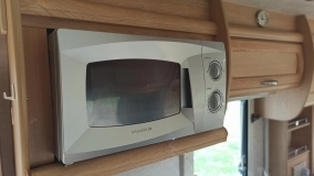                         Elddis Odyssey 524 (2004) + przedsionek - zdjęcie 18
                        