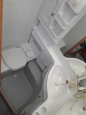                         Przyczepa HOBBY 400 z 2003 roku - zdjęcie 4
                        