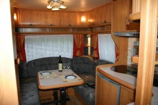                         Przyczepa Hobby 460 UFE 2005 klima przedsionek Isabella markiza 1350dmc - zdjęcie 1
                        