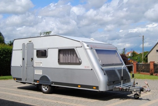                         KIP 49 Wersja zimowa! Łóżko piętrowe! Zarejestrowana! WC! Ogrzewanie! - zdjęcie 3
                        