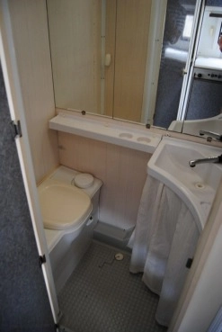                         KIP 49 Wersja zimowa! Łóżko piętrowe! Zarejestrowana! WC! Ogrzewanie! - zdjęcie 4
                        