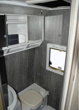                         Kamper Peugeot J5 - zdjęcie 6
                        