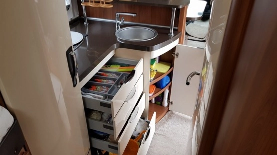                         KAMPER Fiat Ducato 3.0 Hobby Optima T75 HGE - zdjęcie 13
                        