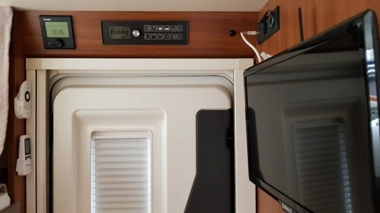                         KAMPER Fiat Ducato 3.0 Hobby Optima T75 HGE - zdjęcie 2
                        