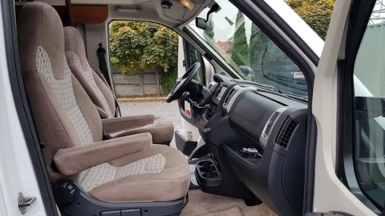                         KAMPER Fiat Ducato 3.0 Hobby Optima T75 HGE - zdjęcie 32
                        