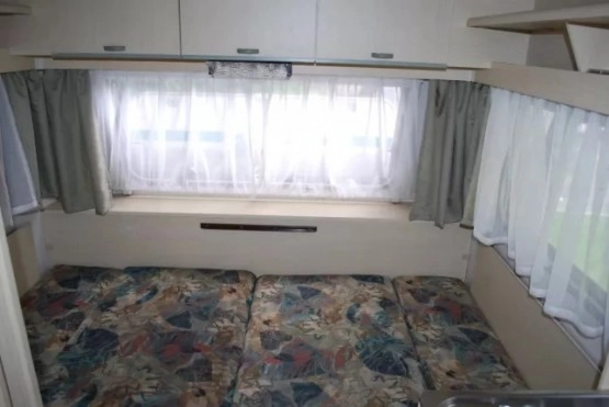                         Przyczepa Knaus Eifelland 8404 DMC 1050 kg - zdjęcie 4
                        