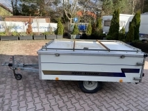                         przyczepa (bok) - Alpen Kreuzer Parade Royale WZA650 
                        