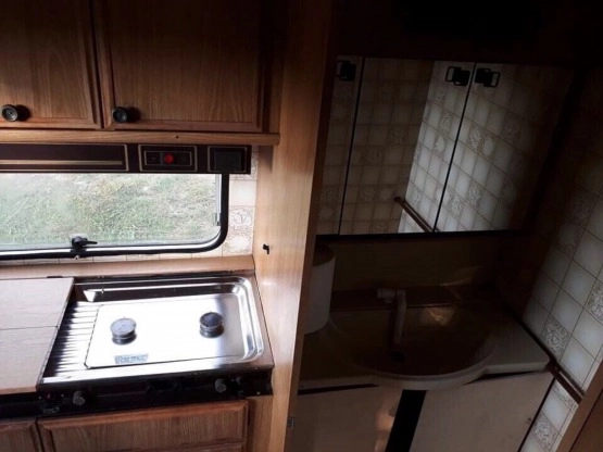                         Przyczepa kempingowa lekka TEC Weltbummler - zdjęcie 6
                        