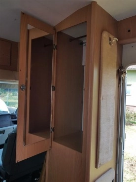                         Rimor Sailer Kamper Półintegra Ford Transit 2,2 TDCi KLIMA SalonPL Kempingowy  - zdjęcie 17
                        