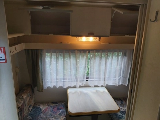                         Przyczepa kempingowa Eifelland 8304 Holiday - zdjęcie 2
                        