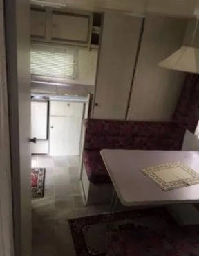                         Przyczepa Caravelair 1994 rok - zdjęcie 5
                        