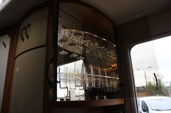                         2016 Hobby OnTour 490 SFF - DMC 1500 kg, 3 osobowa - zdjęcie 15
                        