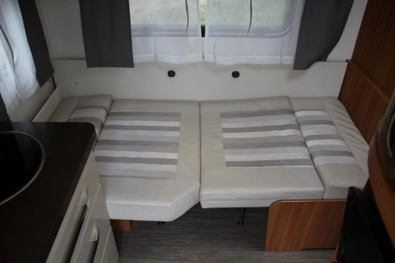                         2016 Hobby OnTour 490 SFF - DMC 1500 kg, 3 osobowa - zdjęcie 17
                        