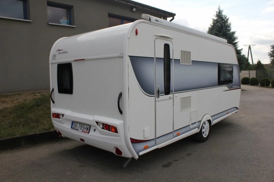                         2016 Hobby OnTour 490 SFF - DMC 1500 kg, 3 osobowa - zdjęcie 2
                        