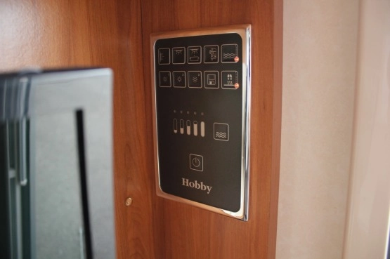                         2016 Hobby OnTour 490 SFF - DMC 1500 kg, 3 osobowa - zdjęcie 5
                        