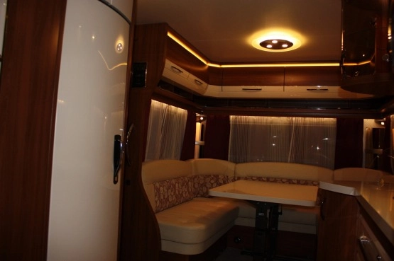                         HOBBY EXCELLENT UFE 540 - zdjęcie 11
                        