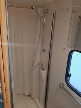                         Przyczepa kempingowa Dethleffs Camper - zdjęcie 11
                        