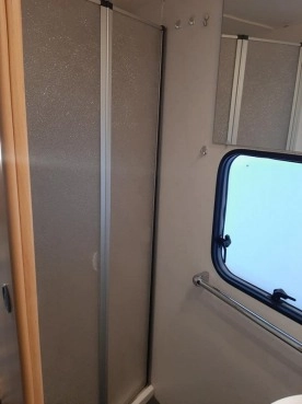                         Przyczepa kempingowa Dethleffs Camper - zdjęcie 13
                        