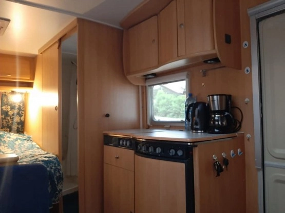                         Przyczepa kempingowa Dethleffs Camper - zdjęcie 14
                        