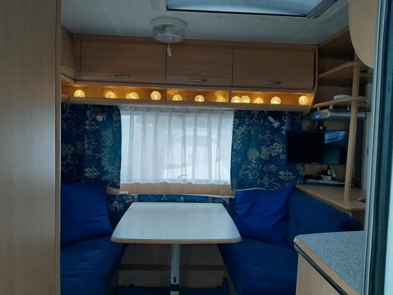                         Przyczepa kempingowa Dethleffs Camper - zdjęcie 2
                        