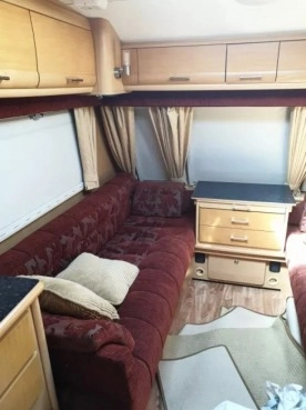                         Przyczepa kempingowa Elddis 4 osobowa z przedsionkiem - zdjęcie 4
                        