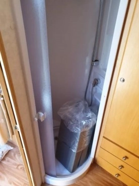                         Przyczepa kempingowa Elddis 4 osobowa z przedsionkiem - zdjęcie 6
                        